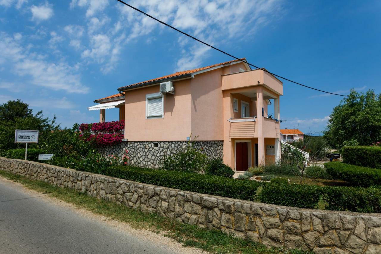 Apartman Dobrila Vrh  Exterior foto
